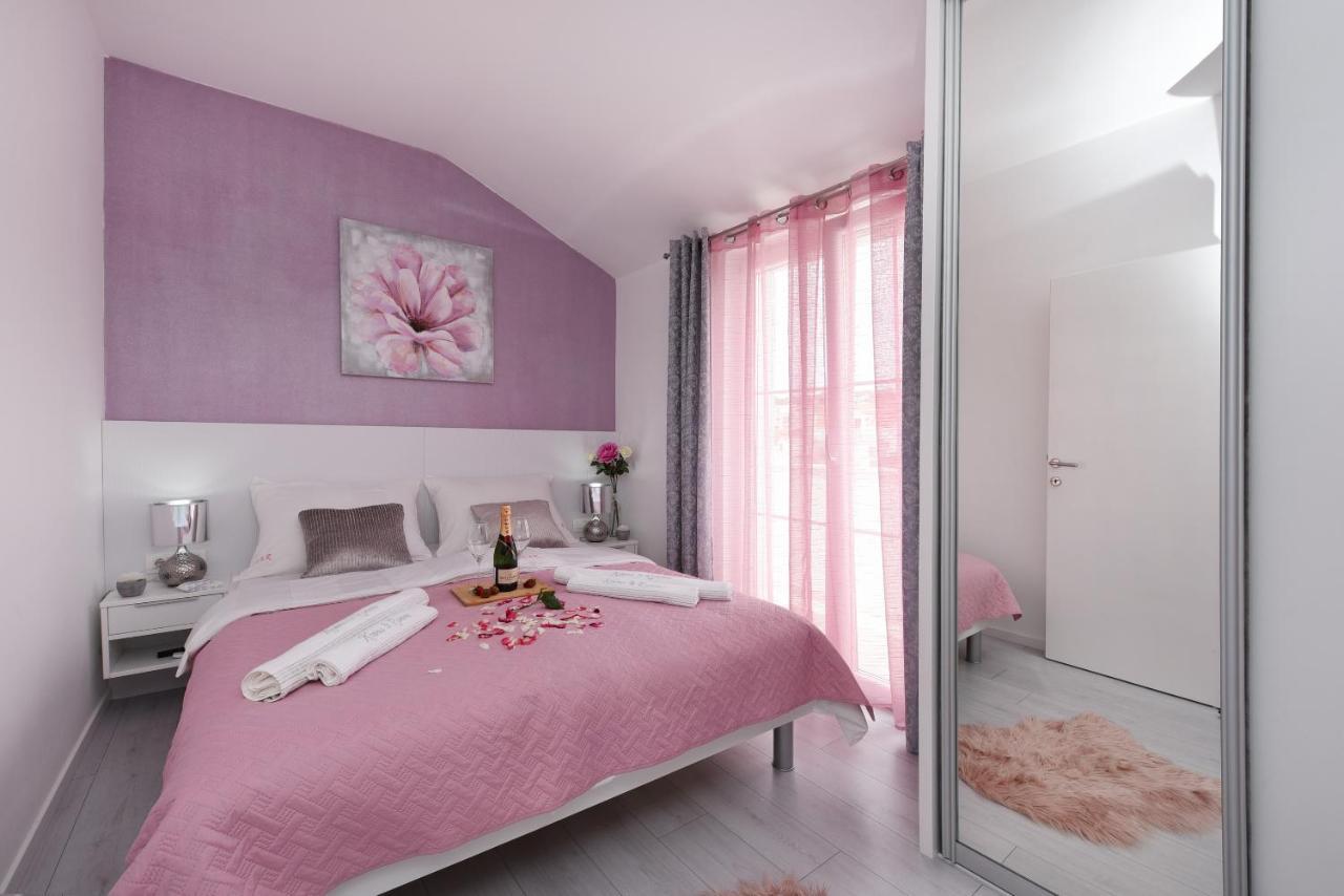 Deluxe Apartman Korina & Ramona Zadar Exterior photo