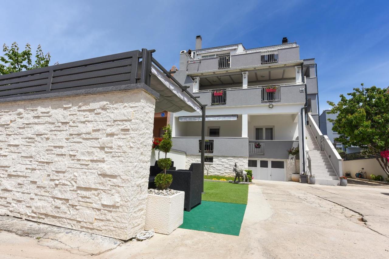 Deluxe Apartman Korina & Ramona Zadar Exterior photo